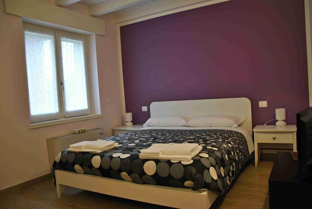 B&B Francesca เวโรนา ภายนอก รูปภาพ